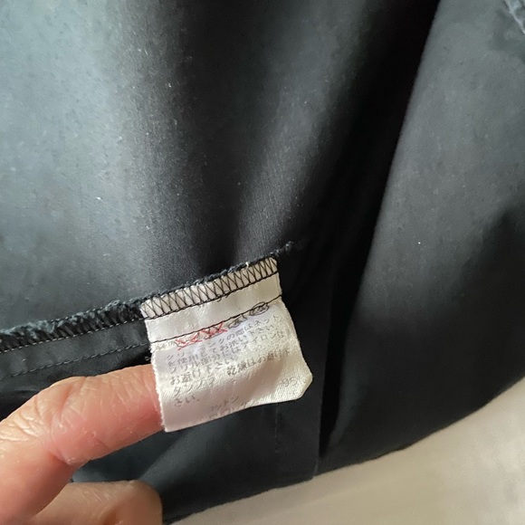 2/$25💙Women’s black French cuff long-sleeve shirt (Vtg) - Picture 12 of 14